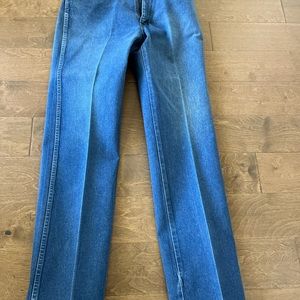 Something just never get old these timeless starched and pressed are made for u